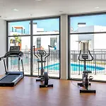 Apartamento Stunning Flat Gym&pool By Costarentals - Ref 130