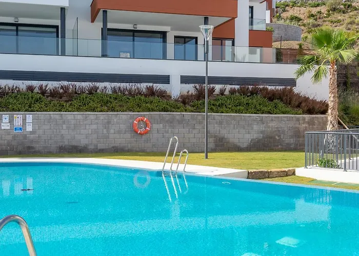 Stunning Flat Gym&pool By Costarentals - Ref 130 * Fuengirola