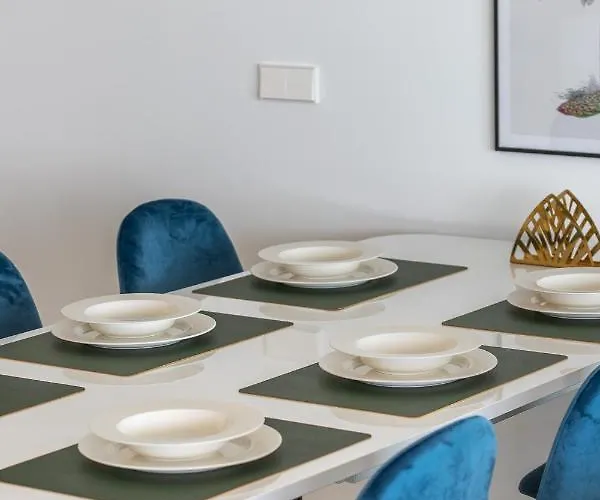 Apartment Stunning Flat Gym&pool By Costarentals - Ref 130 *